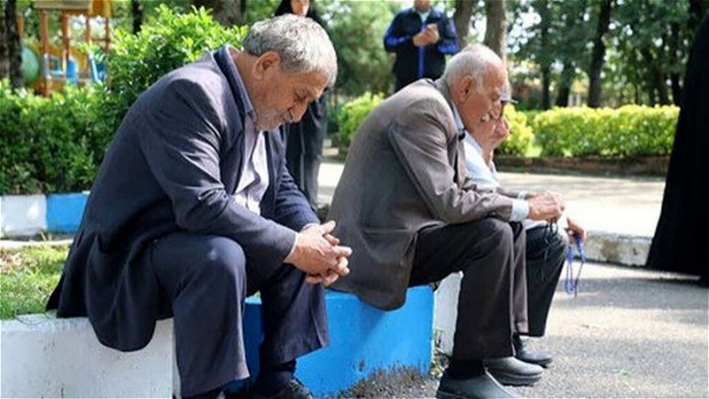 تله بيمه اکمل براي درمان بازنشستگان با هزينه‌هاي نجومي