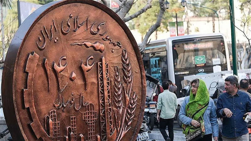 تورم، ارز و ترديد؛ سه‌گانه سخت اقتصاد ايران