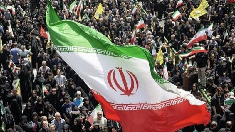 بيرق باشکوه ايران