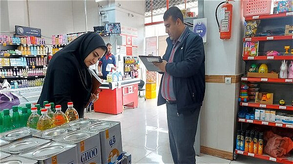 مسئولان  با کساني که گراني‌هاي تصنعي ايجاد مي‌کنند  قاطعانه برخورد کنند 