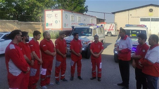 ۳ تیم امدادی هلال احمر آذربایجان غربی به عراق اعزام شدند