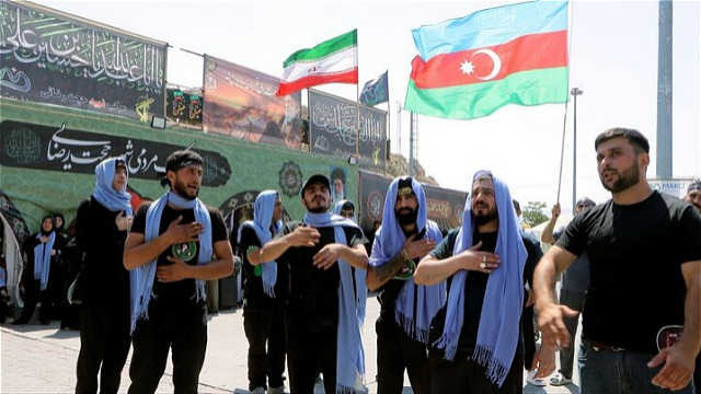 بیش از ۳۰۰۰ زائر خارجی از مرز بازرگان راهی کربلای معلی شده اند