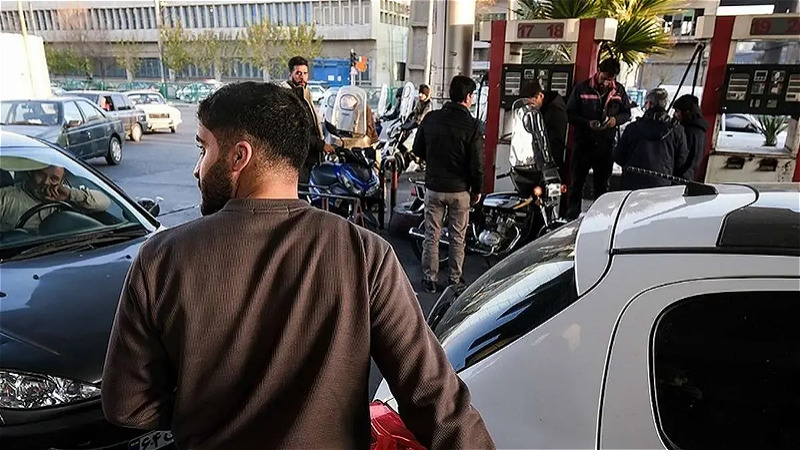 چرا بنزين به بمب ساعتي ايران تبديل شد