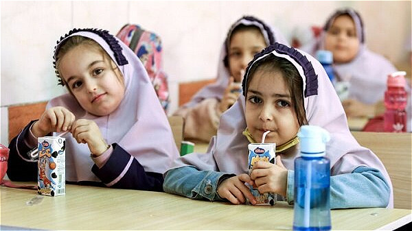 تغذیه رایگان بین۳۷۶هزار دانش‌آموز ابتدایی آذربایجان‌ غربی توزیع می شود